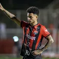 Matheuzinho admite momento difícil e pede união: "Não apontar dedo" imagem