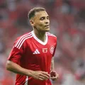 Meia do Internacional vê duelo contra o Bahia como "grande espetáculo" imagem