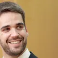 Mudança: Eduardo Leite deixa PSDB e se filia ao PSD imagem