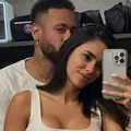 Na mansão de Neymar, Biancardi compartilha livro devocional; veja imagem