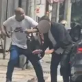 Policial finge se render, reage a tentativa de assalto e mata bandido imagem
