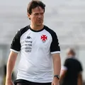 Próximo adversário do Vitória, Vasco contrata o técnico Fernando Diniz imagem