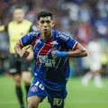 Pulga exalta torcida do Bahia após triunfo no Ba-Vi: "fez por merecer" imagem