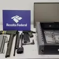 Receita impede entrada ilegal de 30 fuzis enviados dos Estados Unidos imagem