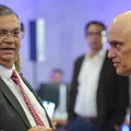 STF tem maioria para deixar Moraes e Dino em julgamento do golpe imagem
