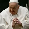 Saiba quando papa Francisco fará sua primeira aparição após internação imagem