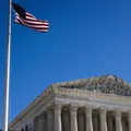 Suprema Corte dos EUA impede Trump de deportar venezuelanos imagem