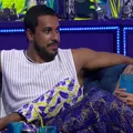 Tem chance? Eva opina sobre affair de Renata e Maike no BBB 25 imagem