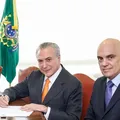 Temer sai em defesa de Moraes: “Brasil deve muito a ele" imagem
