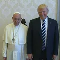 Trump confirma presença no funeral do Papa Francisco imagem