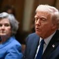 Trump volta a mirar na Groenlândia e gera nova crise com a Dinamarca imagem