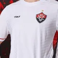 Vitória anuncia lançamento de novo segundo uniforme; veja imagens imagem