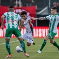Vitória estreia no Brasileirão tendo o dobro de jogos que oponente imagem