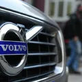 Volvo planeja demitir 800 funcionários nos EUA após tarifaço de Trump imagem