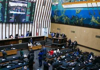 Alba aprova projeto que reajusta salários dos professores imagem