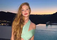 Amigas? Marina Ruy Barbosa posa com influenciadora após treta imagem