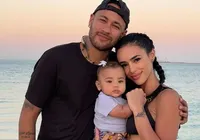Após escândalo, Neymar ignora polêmica e foca em momento com a filha imagem