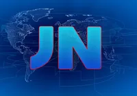 Apresentadora do Jornal Nacional revela gravidez ao vivo; assista imagem