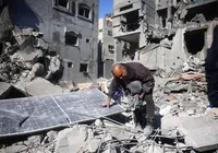 Ataque aéreo israelense em Gaza mata líder político do Hamas imagem