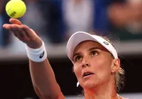 Bia Haddad é atropelada por tcheca e dá adeus ao Masters 100 de Roma imagem