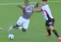 CBF revela áudio do VAR após lance polêmico em jogo do Vitória imagem
