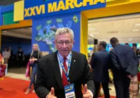 Caetano defende fortalecimento municipal em marcha em Brasília