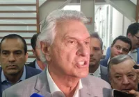 Caiado minimiza inelegibilidade de Bolsonaro e o vê como "carta forte" imagem