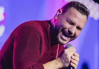 Cantor da banda Desejo de Menina se envolve em acidente com morte