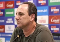 Ceni descarta priorização de competições na temporada: "Jogar 100%" imagem