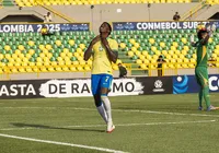 Com multa de R$ 1 bilhão, joia do Bahia se destaca como craque da seleção imagem