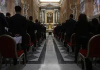 Conclave: cardeais iniciam isolamento para escolha do novo papa imagem
