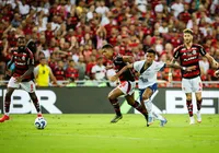 Confira análises do VAR em lances polêmicos de Flamengo x Bahia imagem