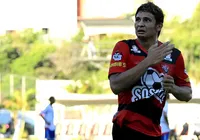 Cria do Vitória, Elkeson oficializa aposentadoria do futebol imagem