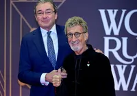 Eddie Jordan, ex-proprietário de escuderia Fórmula 1, morre aos 76 anos imagem