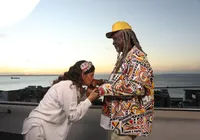Emanuelle Araújo e Ilê Aiyê lançam nova música; veja clipe imagem