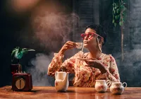 Espetáculo mergulha no universo íntimo de uma mulher comum imagem