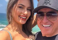 Esposa de Amado Batista conclui faculdade e se emociona imagem