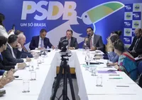 Executiva do PSDB dá aval para fusão com o Podemos