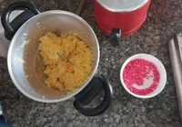Filha é presa por tentar matar mãe com cuscuz envenenado imagem