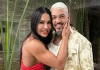 Gracyanne Barbosa se declara para Belo nas redes sociais imagem