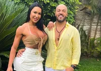 Gracyanne expõe intimidade de Belo: “Muitos centímetros” imagem