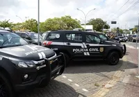 Homem é preso após tentar matar mulher com mordidas imagem