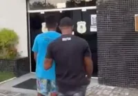 Homem é preso suspeito de agredir companheira com facão na Bahia imagem