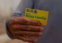 Homem tenta sacar Bolsa Família com documento do irmão morto e é preso imagem