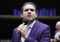 Hugo Motta promete levar projeto da anistia para líderes da Câmara imagem
