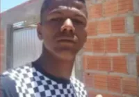 Jovem é morto com golpes de facão dentro de barbearia na Bahia imagem