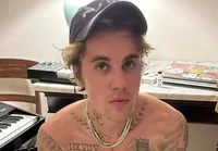 Justin Bieber segue atriz da Globo no Instagram e intriga web imagem