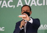 Lembra dele? Doria reaparece para comemorar vacina contra Covid imagem