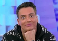 Leo Dias é internado em UTI às pressas com quadro de pneumonia imagem
