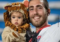 Leoazinha uruguaia: a torcida do Vitória longe do Barradão